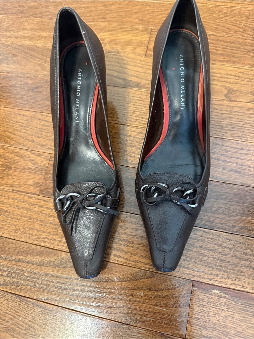 ANTONIO MELANI Brown Pointed-Toe Chain-Accent Pumps